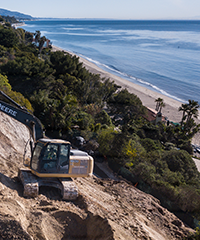 Santa Monica – Contact img